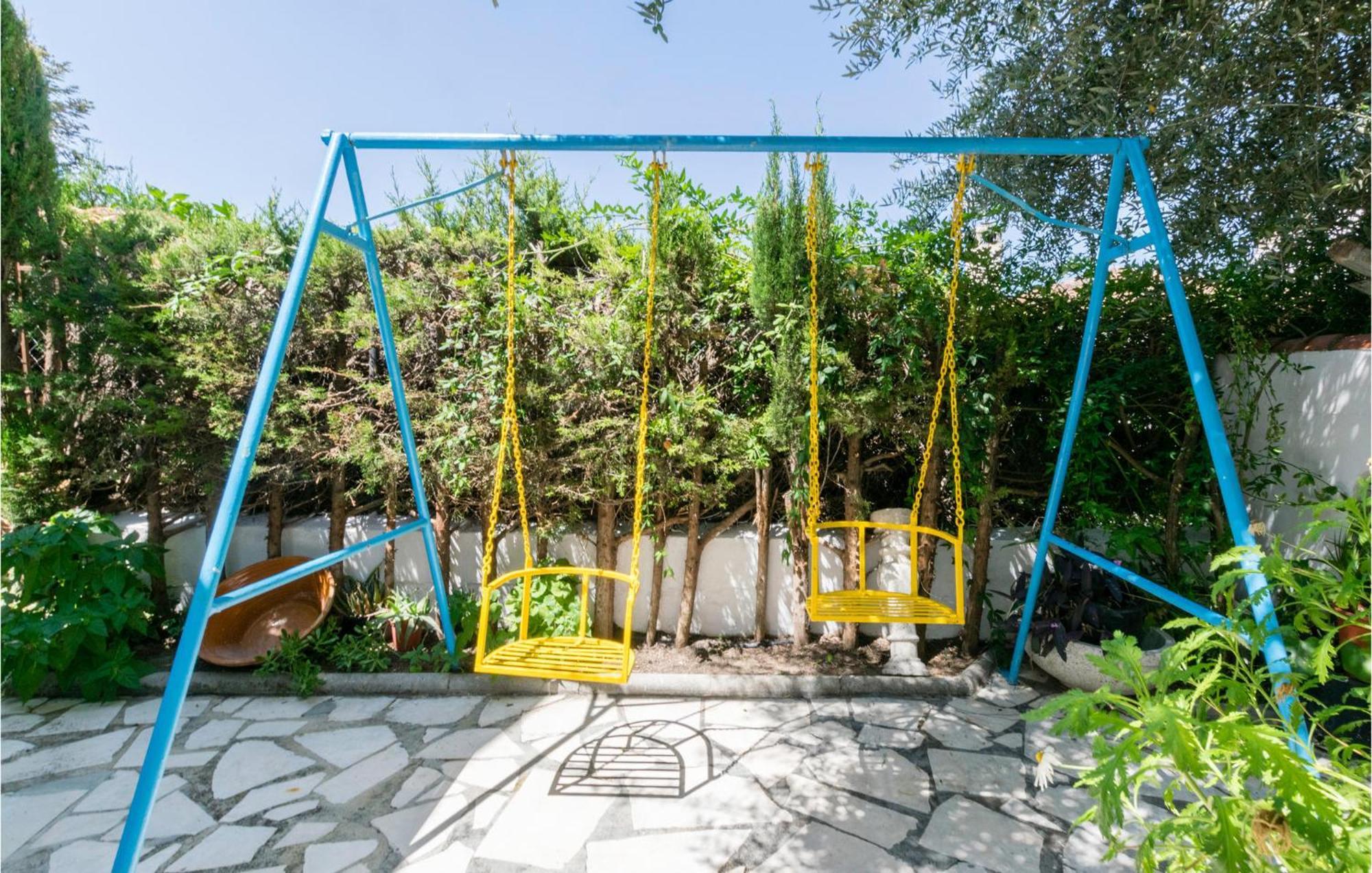 3 Bedroom Beautiful Home In Fuente Tojar エクステリア 写真